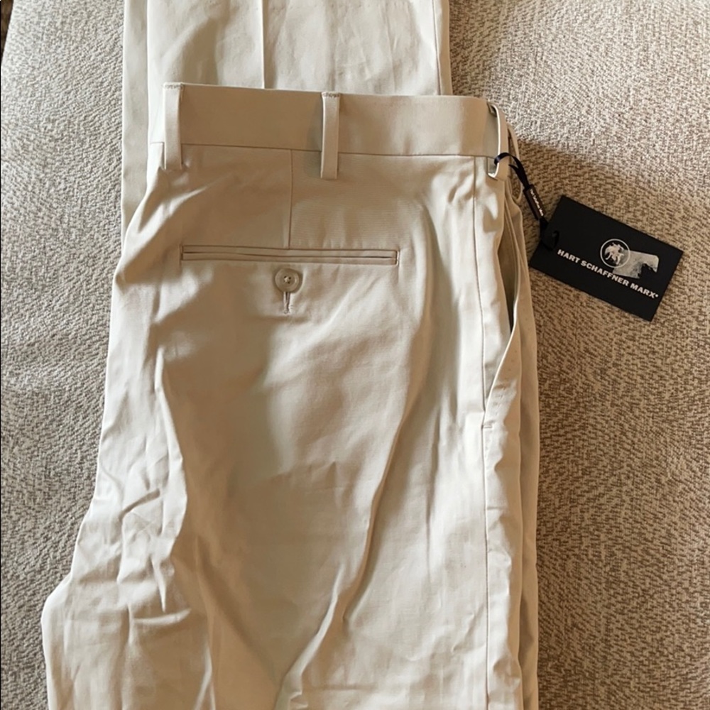 Hart Schaffer Marx Men’s khaki pant